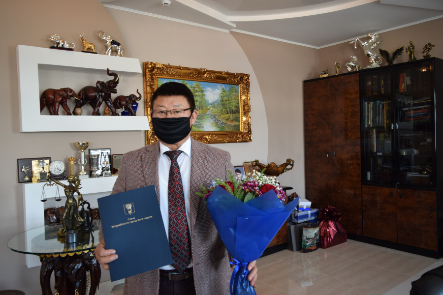 Почетный гражданин Уссурийского городского округа Николай Ким отметил 65-летний юбилей